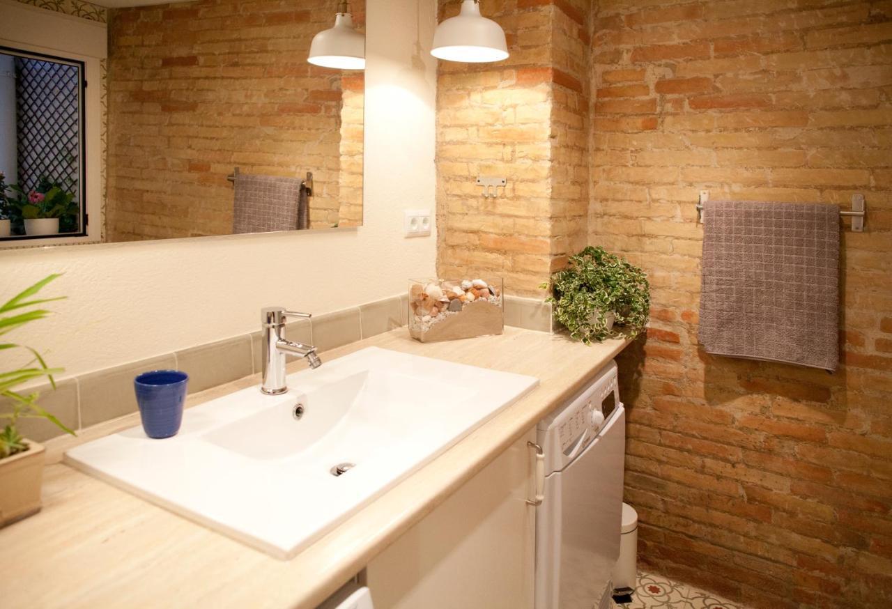 Appartement Authentic Charming Apartment/wifi/air Conditioning
